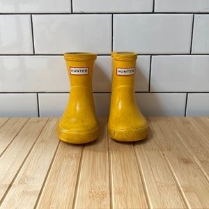 Yellow Hunter Wellies